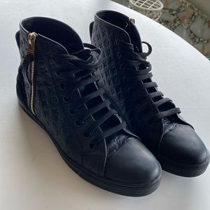 Used like new size 7.5